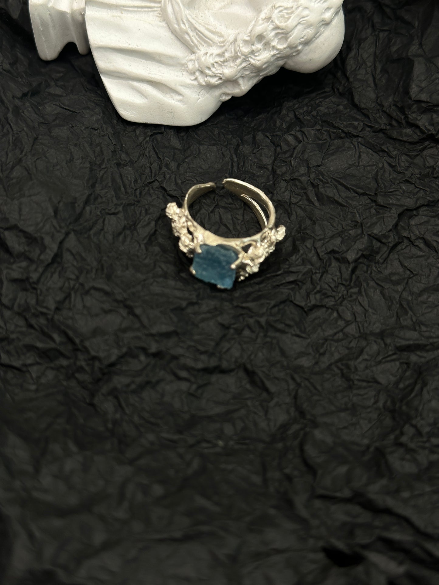 Ocean Flame Silver Wax Carved Ring