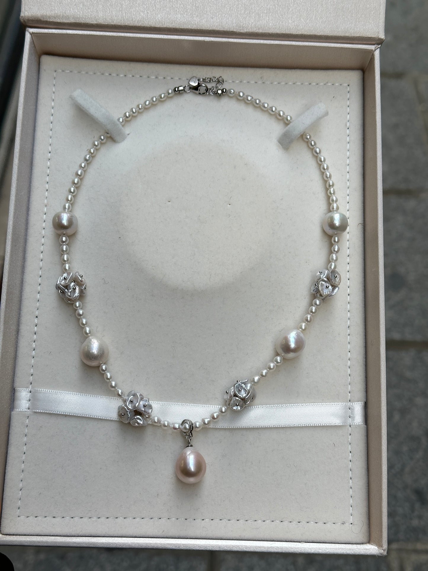 Silver Blue Elegance Petal Pearl Necklace